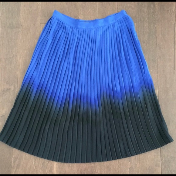 DKNY Pleated Plisse Accordion Midi Skirt BlueBlack - Picture 2 of 9